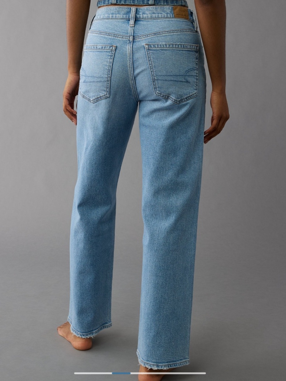 American Eagle Outfitters Light Blue Straight Leg Jeans - Picture 2 of 3